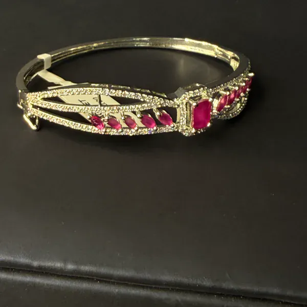 Statement Bracelet - - Bracelets - BLINGARI - Media 2