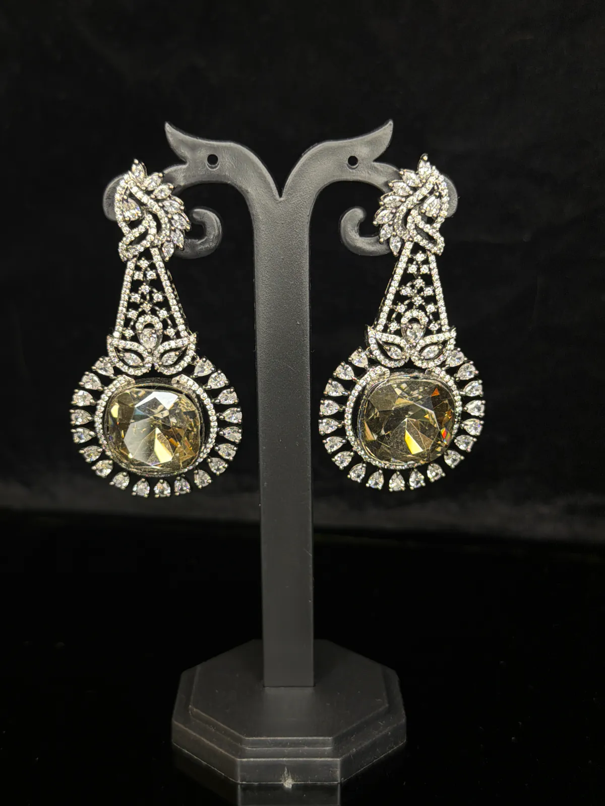 Kundan Earrings - Earrings & Jhumkas from BLINGARI luxury Indian fashion collection