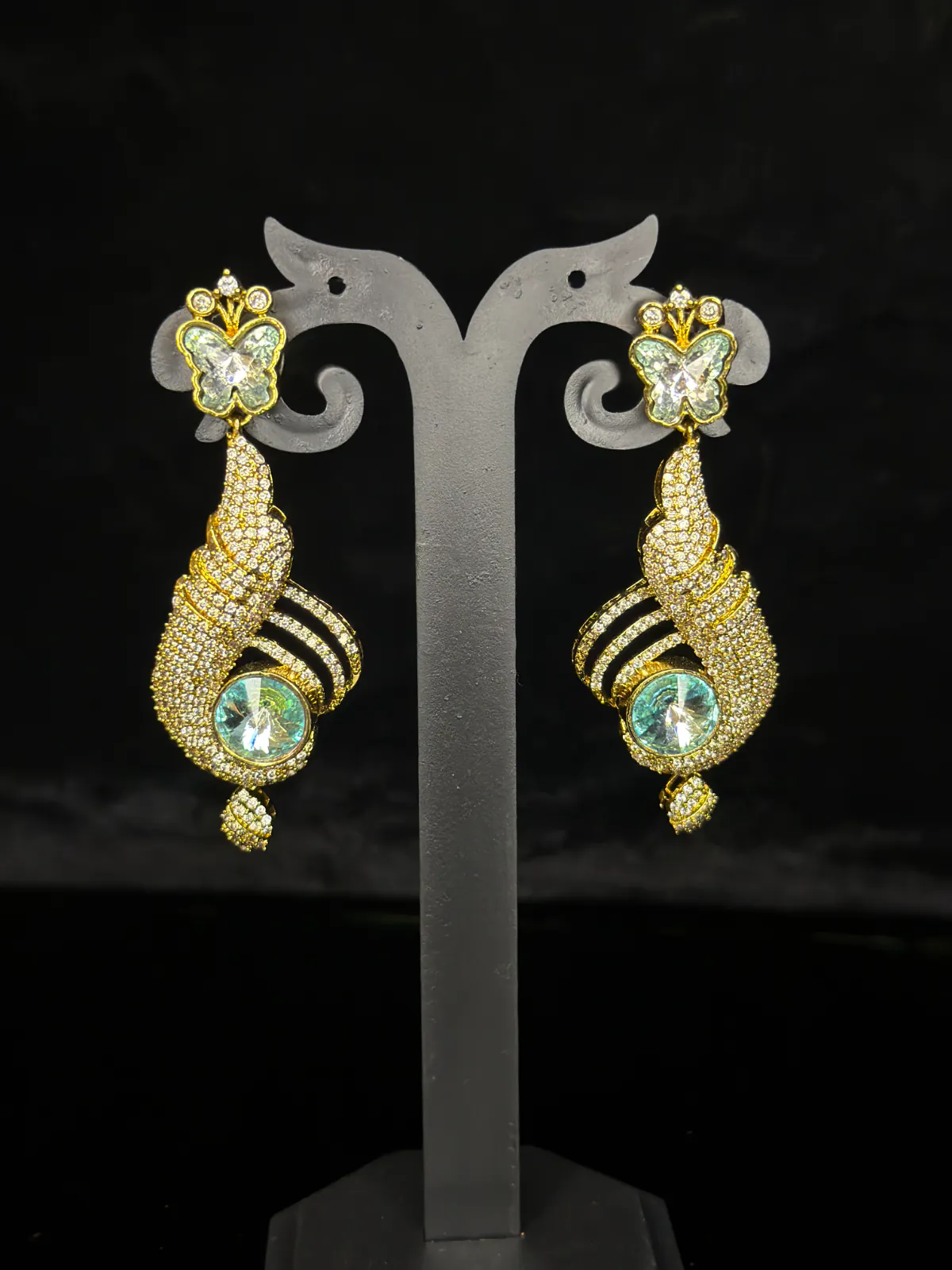 Kundan Earrings - Earrings & Jhumkas from BLINGARI luxury Indian fashion collection