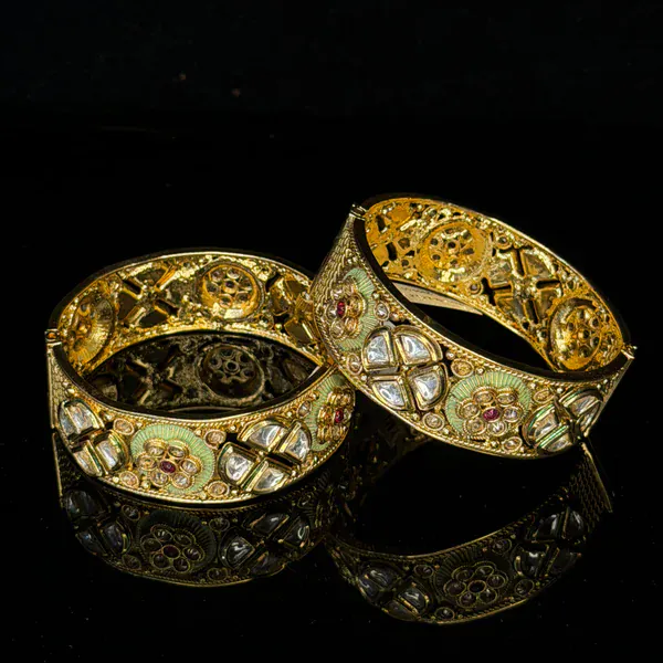Bangle Set - Kada from BLINGARI luxury Indian fashion collection