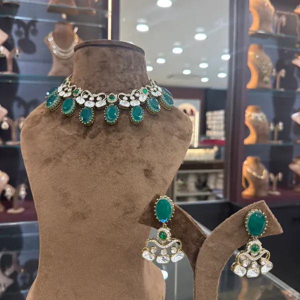 Necklace Set - - Necklaces & Pendants - BLINGARI - Media 2